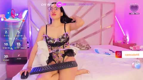 Snapshot of cameron_cutee chatting on November 1, 7:27 pm  Cameron Cutee  online show from November 1, 7:27 pm