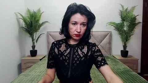 Cameronenns online show from November 15, 8:33 am