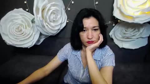 Cameronenns online show from November 18, 7:24 am