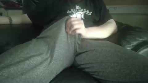 Snapshot of cameronrays chatting on April 12, 11:43 pm CameronRays online show from April 12, 11:43 pm