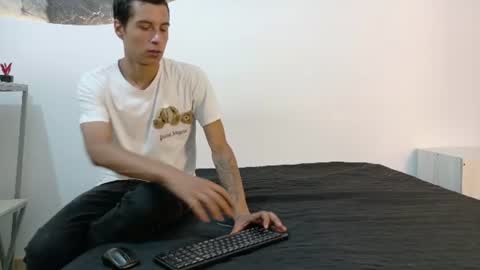 cameronsilverman online show from June 8, 8:09 pm