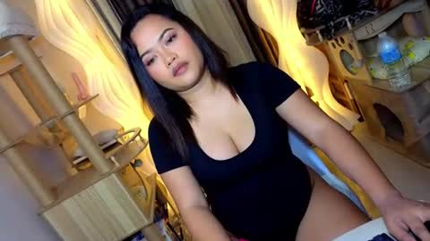 Jade online show from July 10, 6:28 am