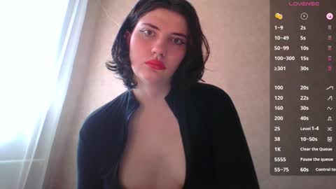 Snapshot of camgirl_xx chatting on March 13, 10:44 am Marta online show from March 13, 10:44 am