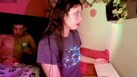 Snapshot of cami_casti777 chatting on June 7, 1:54 am trini-1000 online show from June 7, 1:54 am