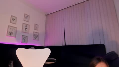 Camila cruz online show from January 8, 2:25 am