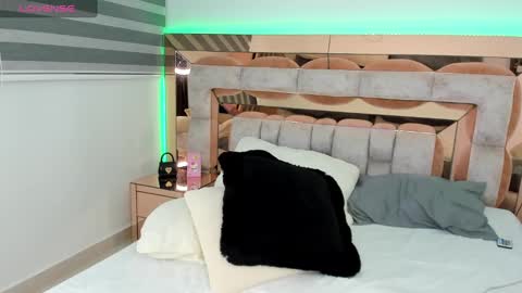 camii  online show from December 4, 4:32 am