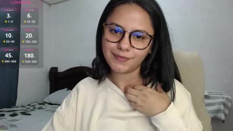 Camila Valbuena online show from February 26, 1:15 am