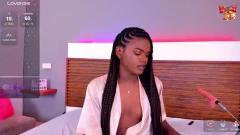 Snapshot of camiestrada chatting on December 30, 1:58 pm camiestrada online show from December 30, 1:58 pm