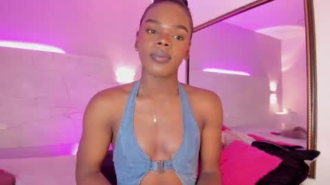Snapshot of camiestrada chatting on February 9, 2:18 pm camiestrada online show from February 9, 2:18 pm