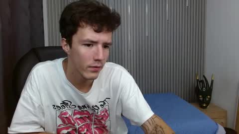 Snapshot of camievan chatting on March 26, 7:41 pm camievan online show from March 26, 7:41 pm