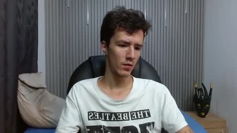 Snapshot of camievan chatting on March 28, 6:51 pm camievan online show from March 28, 6:51 pm