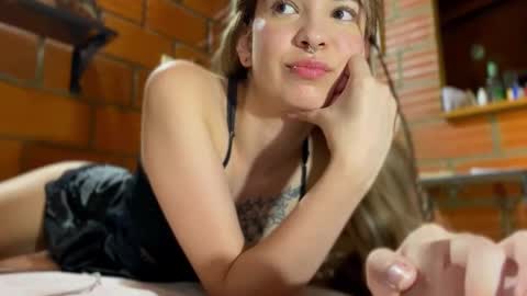 camii19y online show from September 13, 6:29 pm