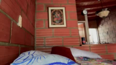 camii19y online show from October 28, 3:14 pm