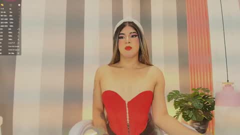 Snapshot of camii_raux chatting on November 7, 3:39 am CA M I online show from November 7, 3:39 am