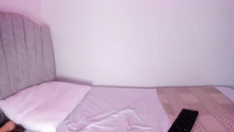 camii_sweett2 online show from September 28, 7:19 pm