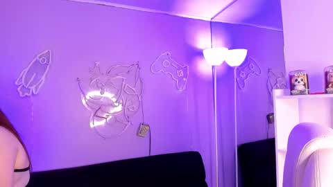 Snapshot of camiila_osorio chatting on February 11, 7:41 pm Camila Osorio online show from February 11, 7:41 pm