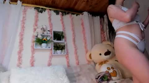 Snapshot of camiilalopee chatting on November 16, 3:50 pm Camii Lopez online show from November 16, 3:50 pm