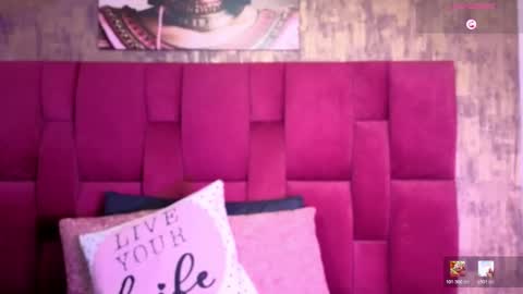 camila__bouzas online show from February 12, 12:00 pm