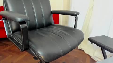 Snapshot of camila_berk chatting on January 3, 10:41 am Cami online show from January 3, 10:41 am