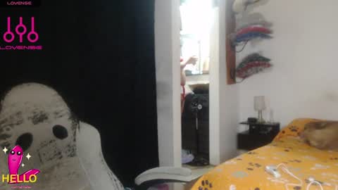 Snapshot of camila_bigcock_ts chatting on June 23, 7:39 am camila online show from June 23, 7:39 am