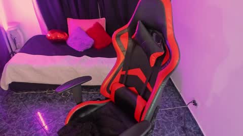 camila_bj online show from June 5, 6:52 am