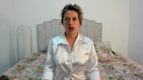   online show from June 20, 1:52 am
