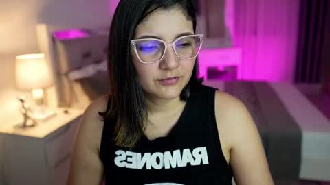 Camila buitrago online show from February 14, 1:02 am