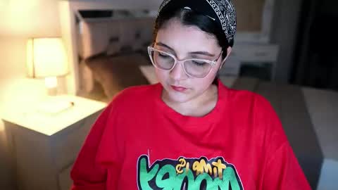 Snapshot of camila_buitrago chatting on February 12, 11:44 pm Camila buitrago online show from February 12, 11:44 pm