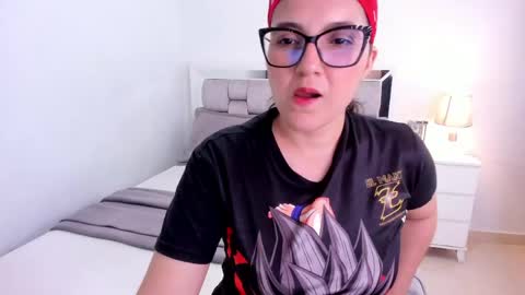 Snapshot of camila_buitrago chatting on April 11, 12:15 am Camila buitrago online show from April 11, 12:15 am