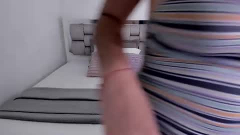 Snapshot of camila_buitrago chatting on June 26, 12:37 am Camila buitrago online show from June 26, 12:37 am