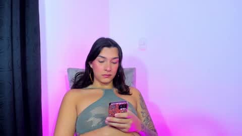  s online show from December 7, 1:36 am