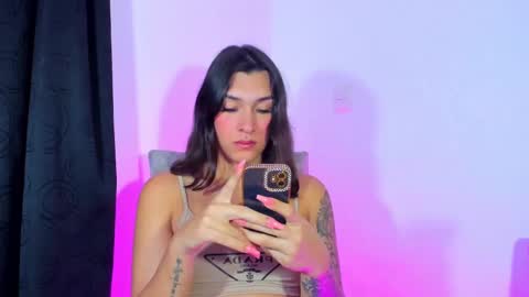  s online show from December 11, 4:39 am