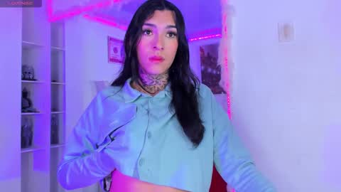 Snapshot of camila_coxx chatting on October 16, 3:02 pm s online show from October 16, 3:02 pm