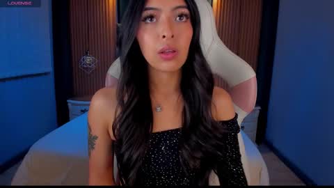 Snapshot of camila_dupont chatting on September 19, 3:52 am Camila online show from September 19, 3:52 am