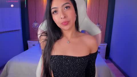 Snapshot of camila_dupont chatting on September 24, 3:54 am Camila online show from September 24, 3:54 am