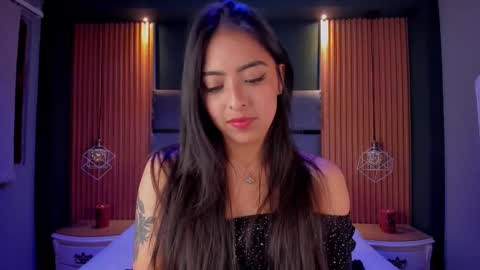 Snapshot of camila_dupont chatting on October 8, 11:35 pm Camila online show from October 8, 11:35 pm