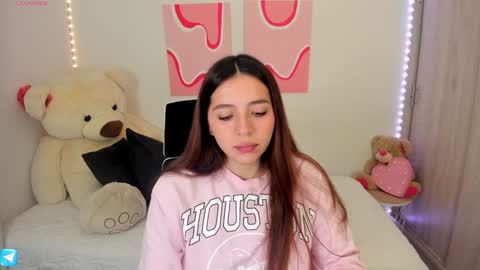  C A M I  online show from December 5, 11:18 pm