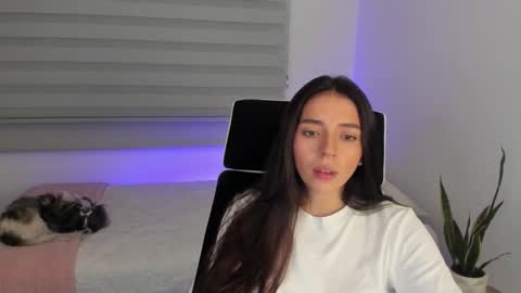 Snapshot of camila_ec2 chatting on March 21, 11:08 pm C A M I online show from March 21, 11:08 pm