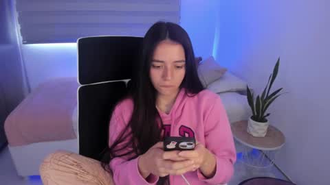 Snapshot of camila_ec2 chatting on April 4, 4:04 pm C A M I online show from April 4, 4:04 pm