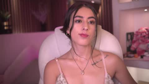camila_martinez9 online show from September 18, 11:45 am