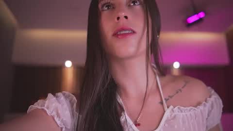 camila_martinez9 online show from December 18, 11:38 am