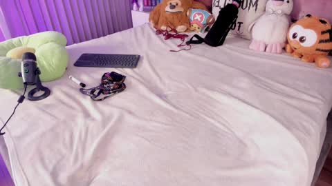 Camila online show from January 3, 5:28 am