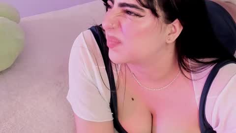 Camila online show from November 14, 1:04 am