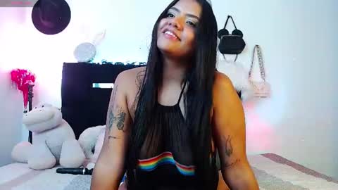 camila_torresss online show from June 15, 8:00 pm