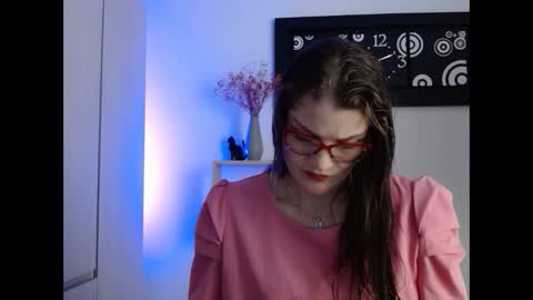 Camila ventura online show from October 18, 11:11 am