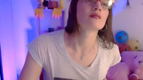 Camila ventura online show from July 8, 1:15 pm