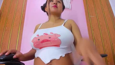 camila online show from October 31, 2:07 pm