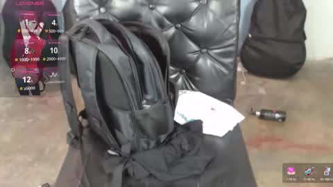 kira online show from March 23, 5:28 pm