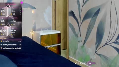 Snapshot of camilahunter__ chatting on December 10, 9:12 am Camila online show from December 10, 9:12 am