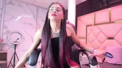 CamilaLady online show from March 25, 4:07 am